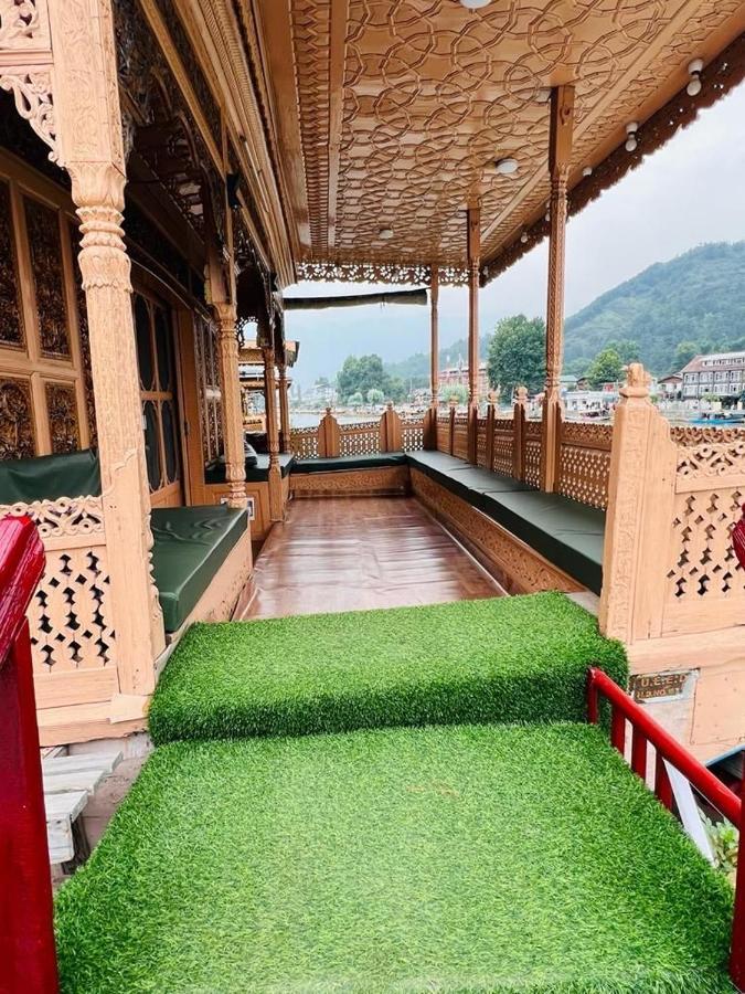 Hayat Group Of Houseboats Hotel Srīnagar Kültér fotó